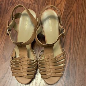 Liz Claiborne Women's Brown Strappy Sandals